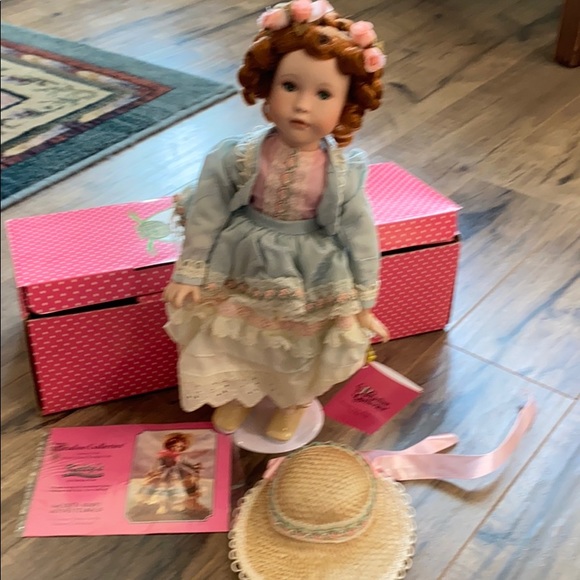 Toy - Picture 3 of 12